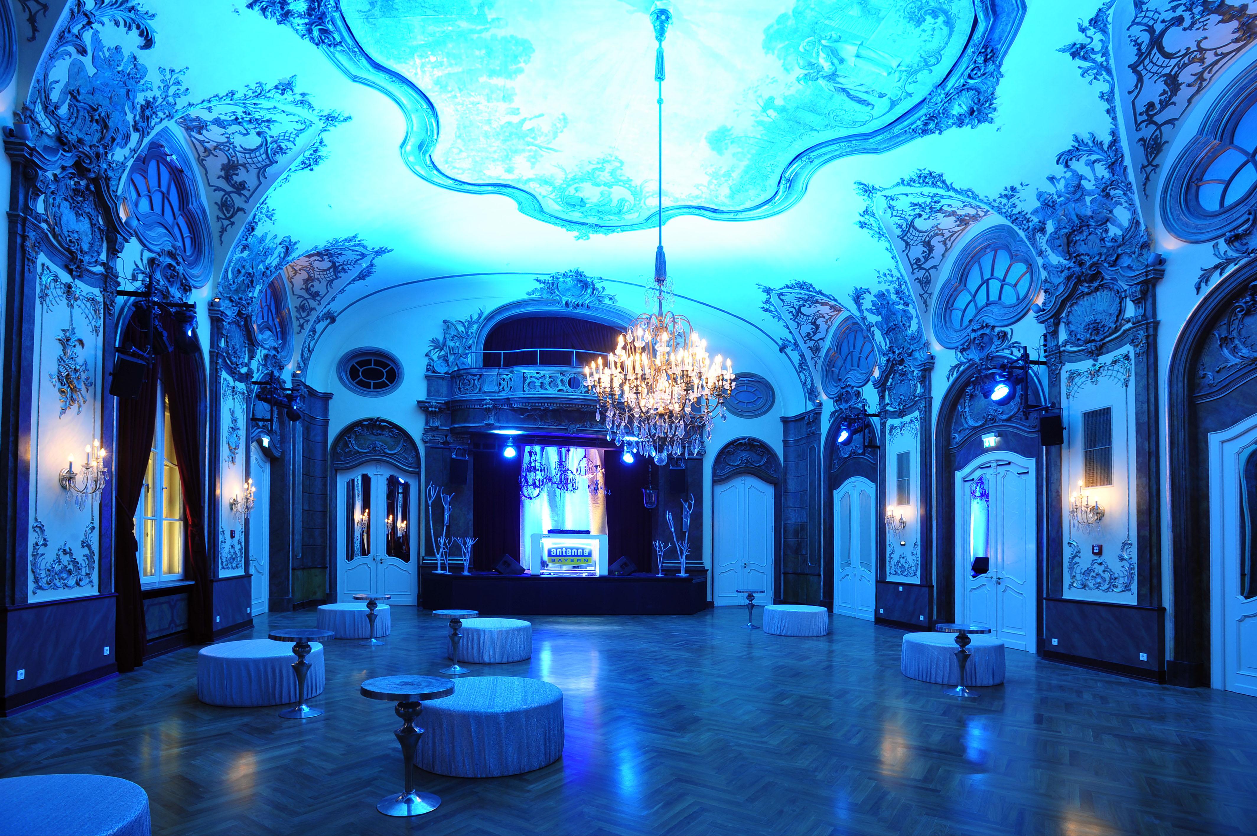 Deutsches Theater Stadtzentrum Hotel 4*