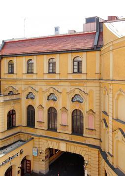 Deutsches Theater Stadtzentrum 4* Munich
